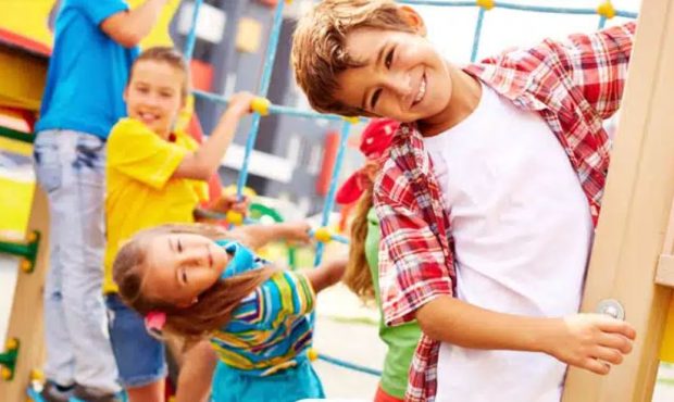 بیش فعالی چیست؟ ADHD از کی مشخص می‌شود؟
