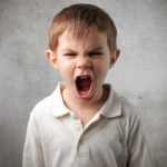 با کودک بد دهن چگونه رفتار کنیم ؟ (1)