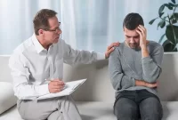 علائم و روش درمان آگورافوبیا
