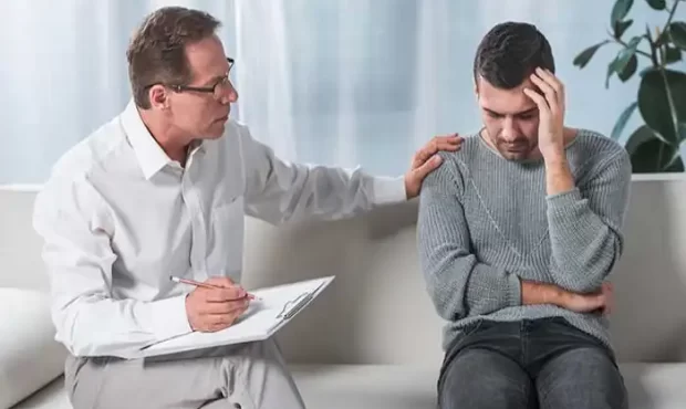 علائم و روش درمان آگورافوبیا
