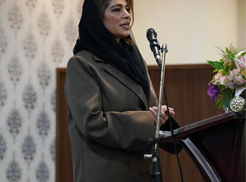 نیلوفر زند