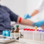 بررسی صحت جواب آزمایش در منزل و آزمایشگاه