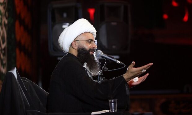 حفظ حرمت و دفاع از مقدسات و اعتقادات دینی وظیفه‌ همه امت اسلام است