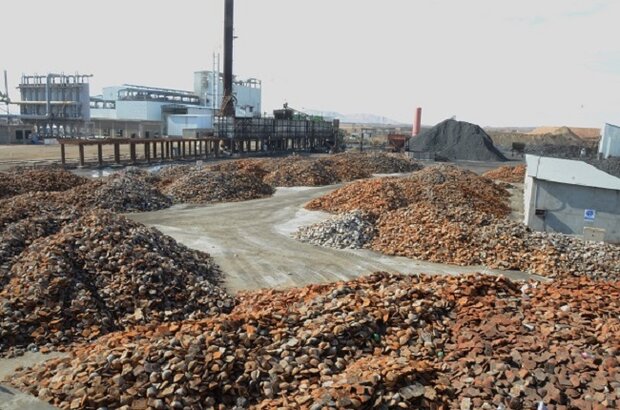 خورشید سرمایه گذاری در خراسان جنوبی طلوع کرد؛از مُهر مجوز تا نبض تولید خورشید سرمایه گذاری در خراسان جنوبی طلوع کرد؛از مُهر مجوز تا نبض تولید