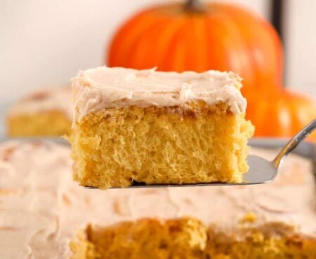 طرز تهیه رول های کدو حلوایی و دارچین