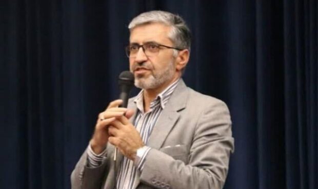 نصیری: حمایت از هنرمندان و ورزشکاران اولویت فرهنگی مسئولان شازند است