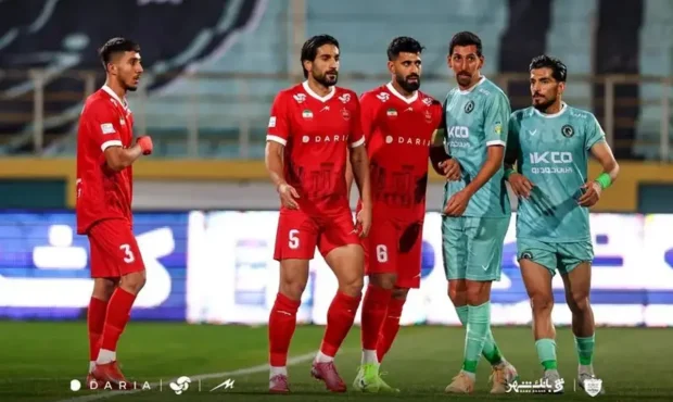 پرسپولیس با چیپ اورونوف پیکان را شکست داد/ سرخها با برد ۱-۰ صدر جدول را پس گرفتند پرسپولیس با چیپ اورونوف پیکان را شکست داد/ سرخها با برد ۱-۰ صدر جدول را پس گرفتند
