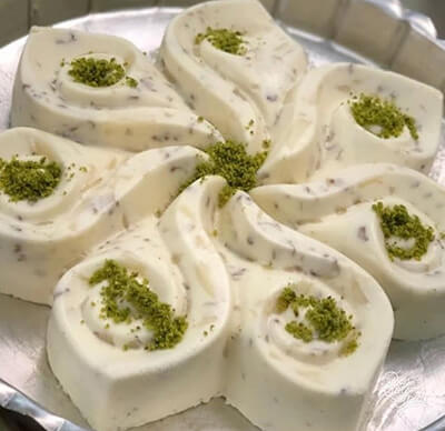 طرز تهیه دسر پلمبیر به روش های متفاوت