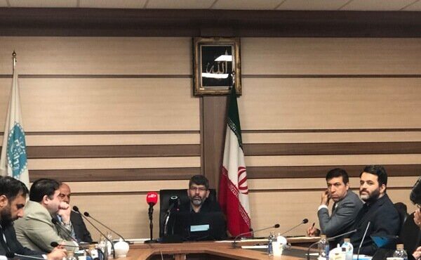 فرنوش: تحریم و تبعیض از مصادیق آپارتاید علمی است